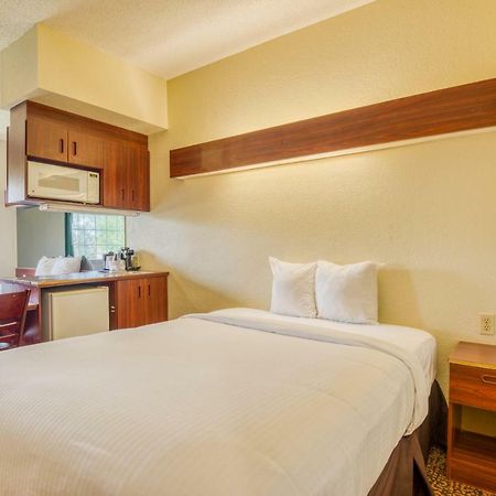 Trident Inn & Suites, Baton Rouge (Adults Only) Prairieville Dış mekan fotoğraf